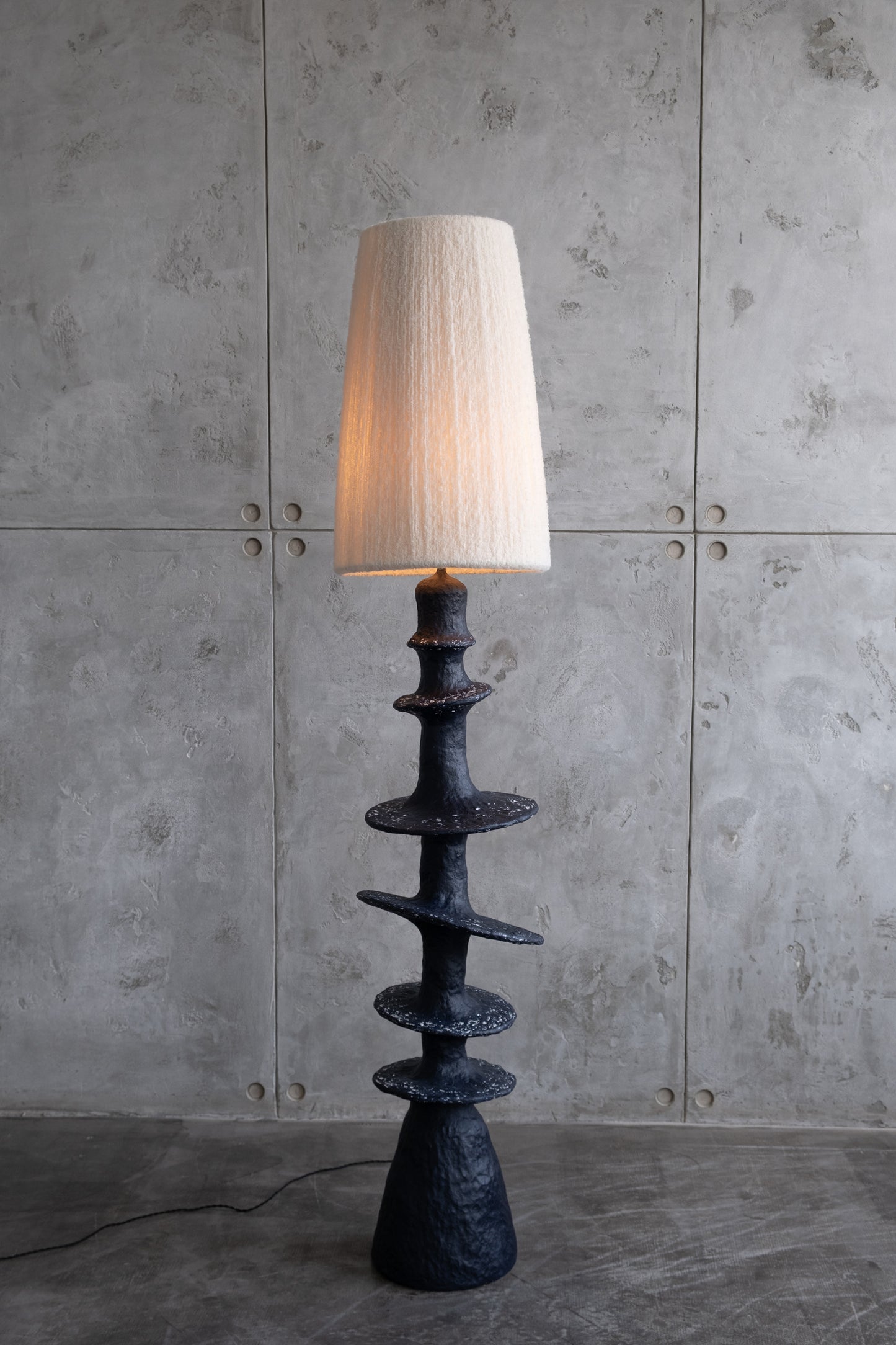 Orbita Sculptural Floor Lamp