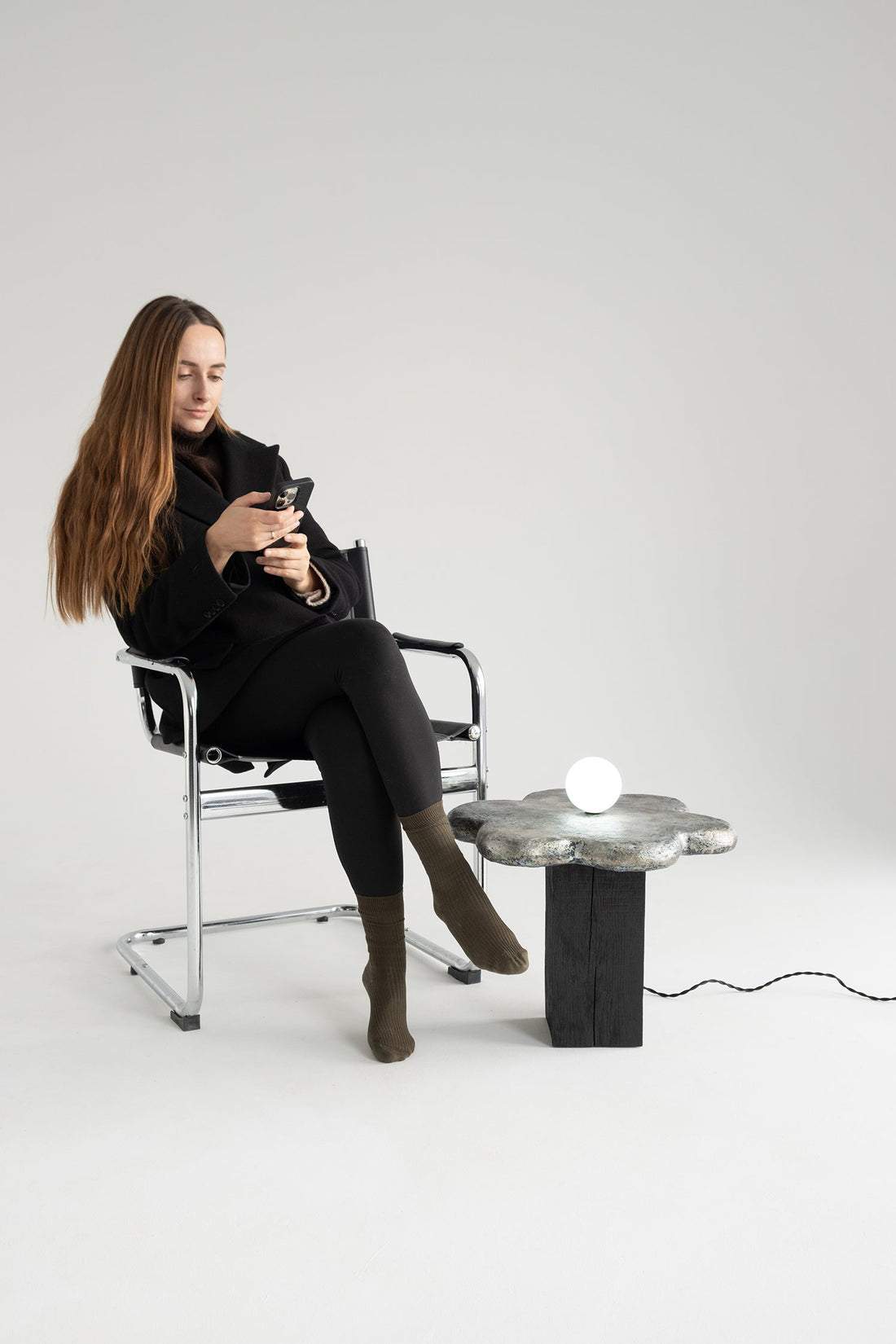 Women Who Shape Light: Feminine Energy in Contemporary Design