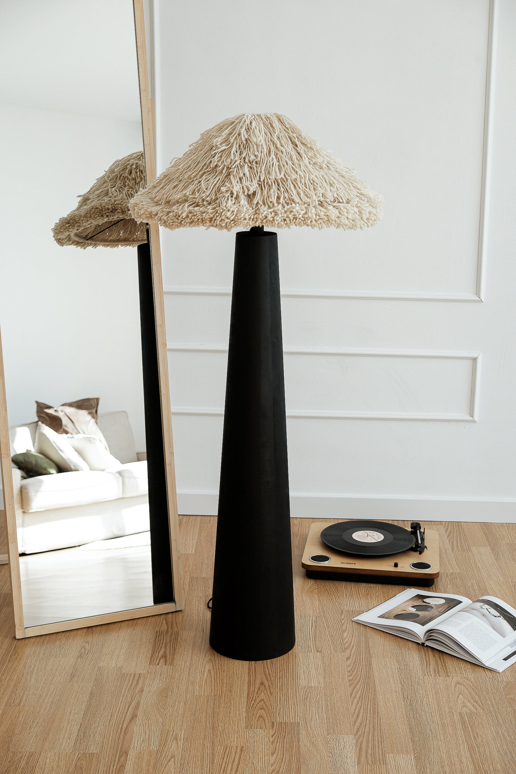 Sazha Ivory sculptural lighting by PletoStudio