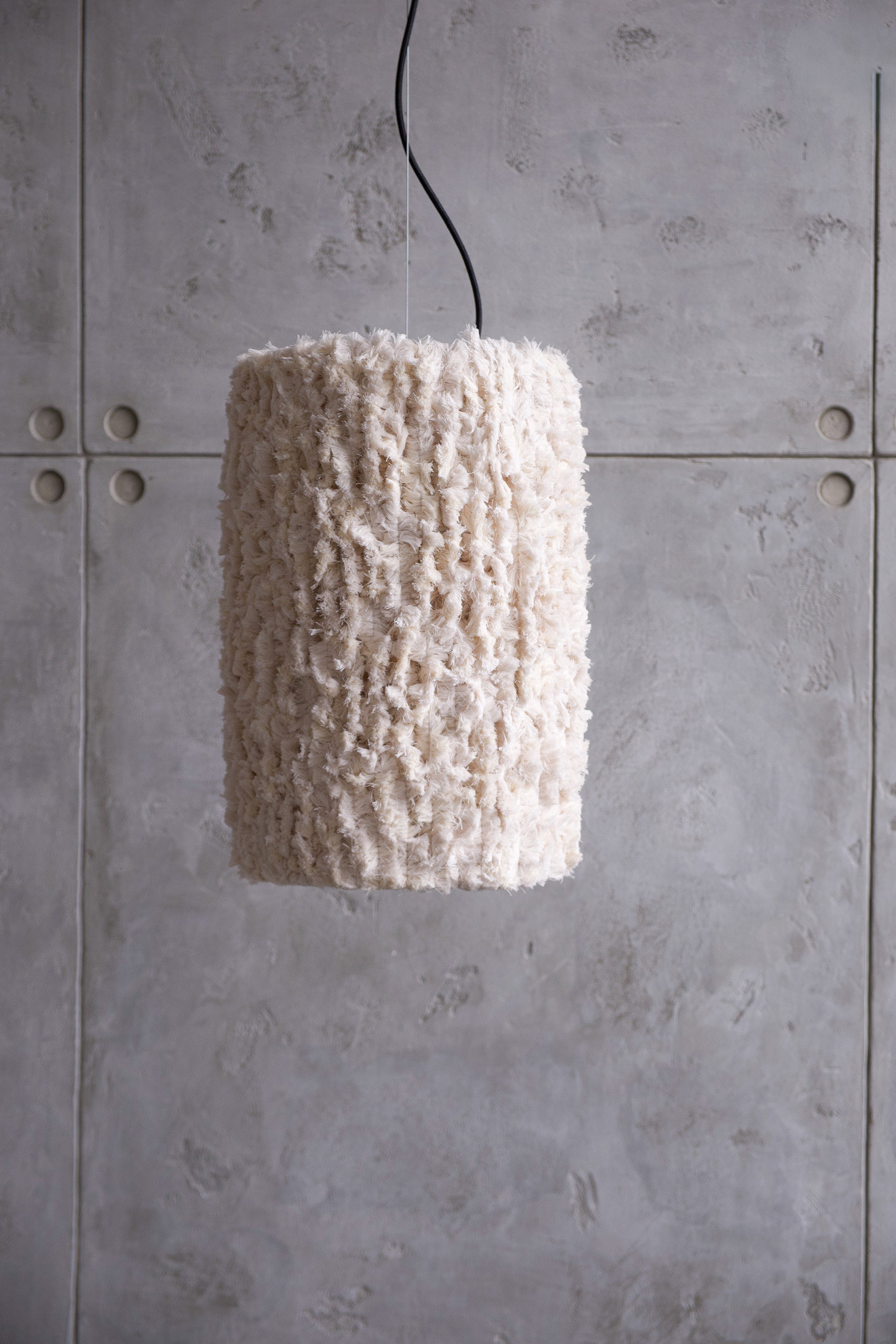Floccus L sculptural lighting by PletoStudio