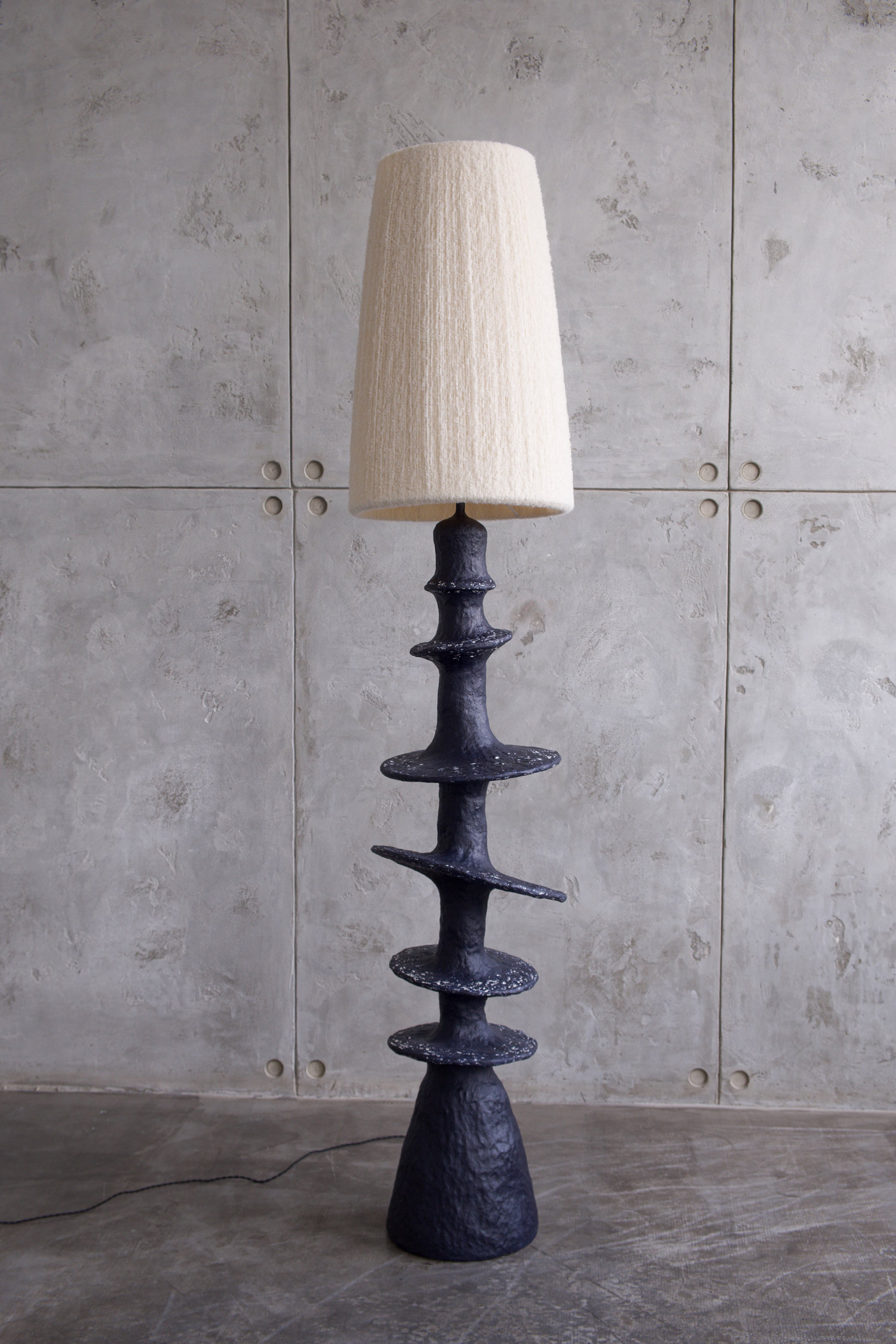 Orbita Sculptural Floor Lamp