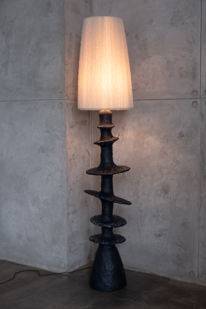 Orbita Sculptural Floor Lamp