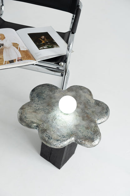 Kvit — Sculptural Coffee Table with Integrated Light