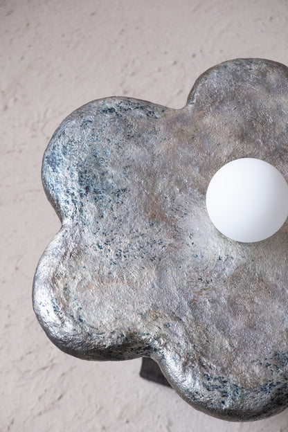 Kvit — Sculptural Coffee Table with Integrated Light