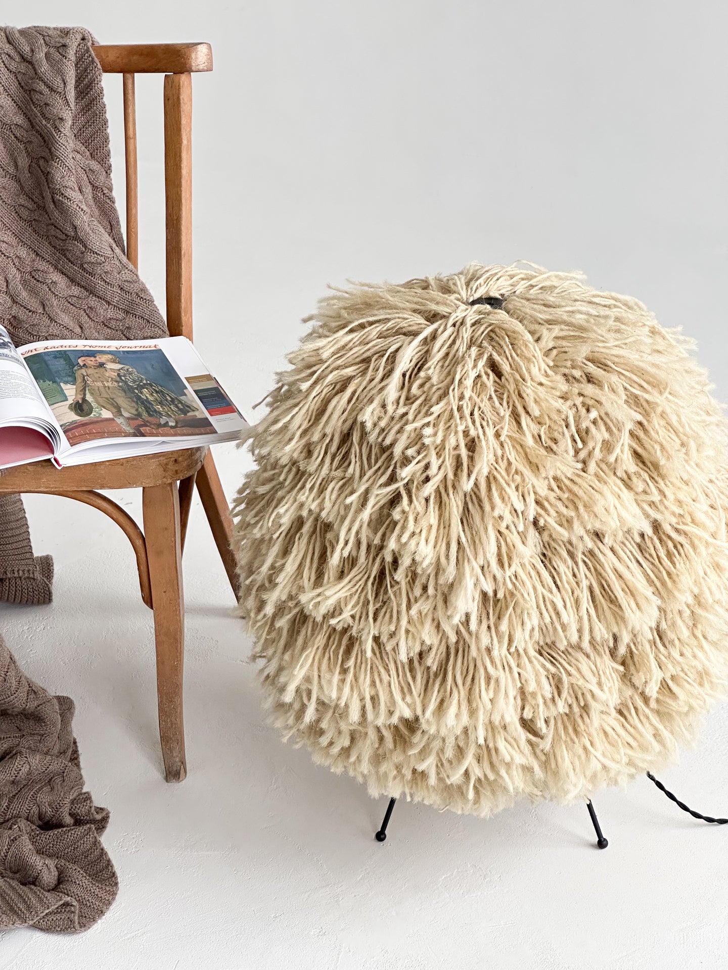 Gunya sculptural lighting by PletoStudio