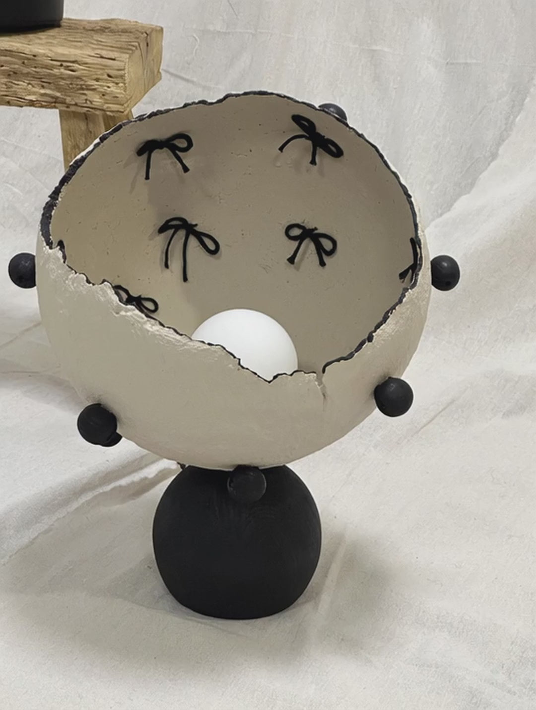 Load video: MOON BOWL